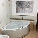 Corte Sant'angelo 아파트